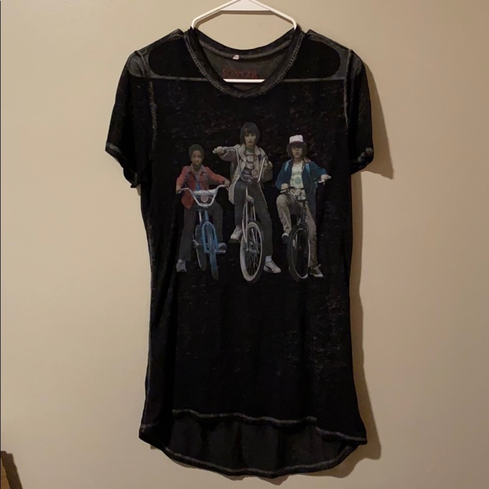 Stranger things T-shirt